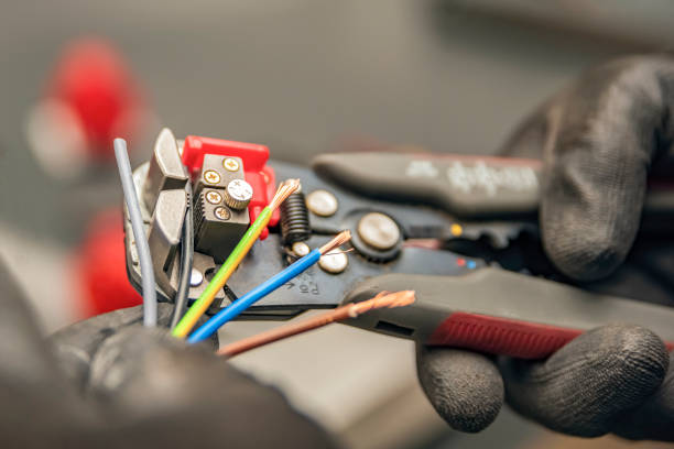 Best Emergency Electrical Repair  in Thompson, ND